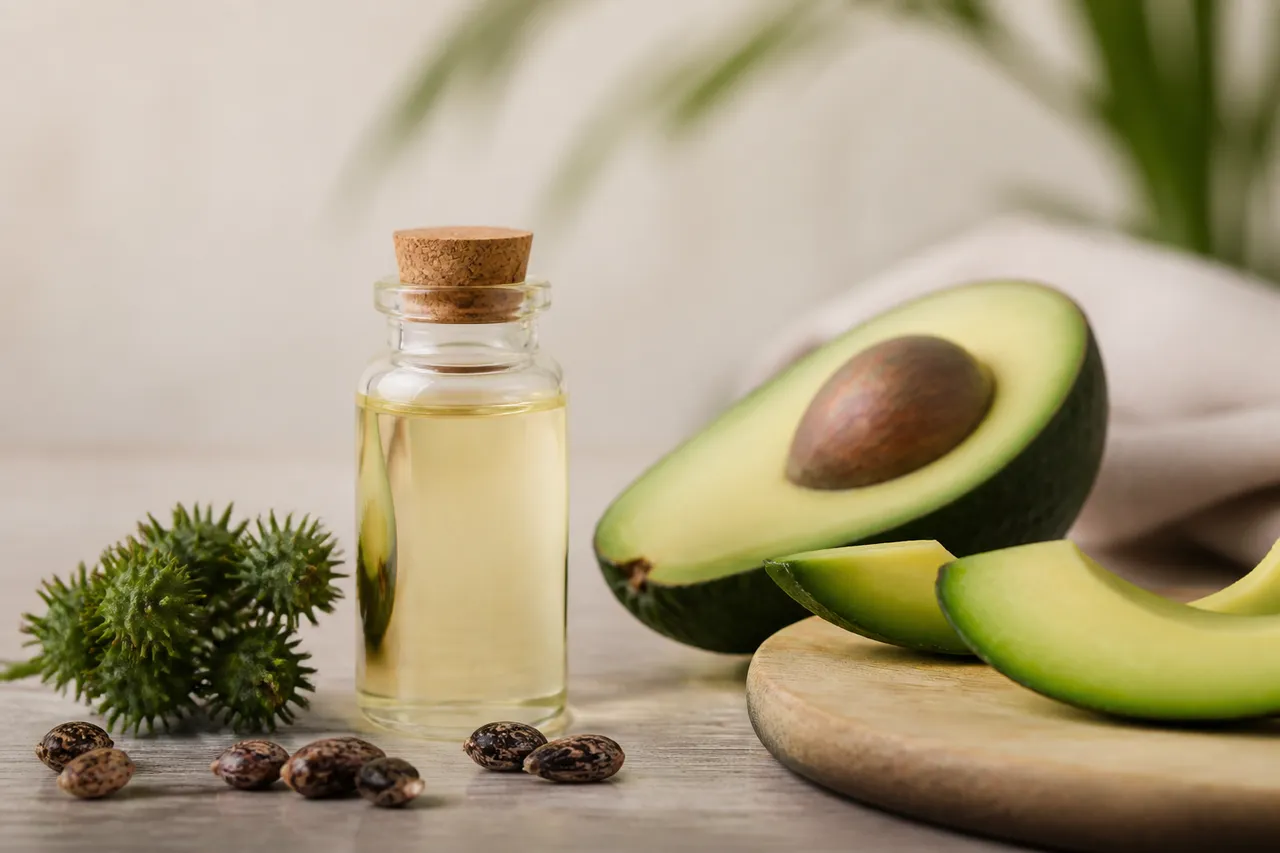 Ricin et avocat, huiles pour faire pousser les cheveux